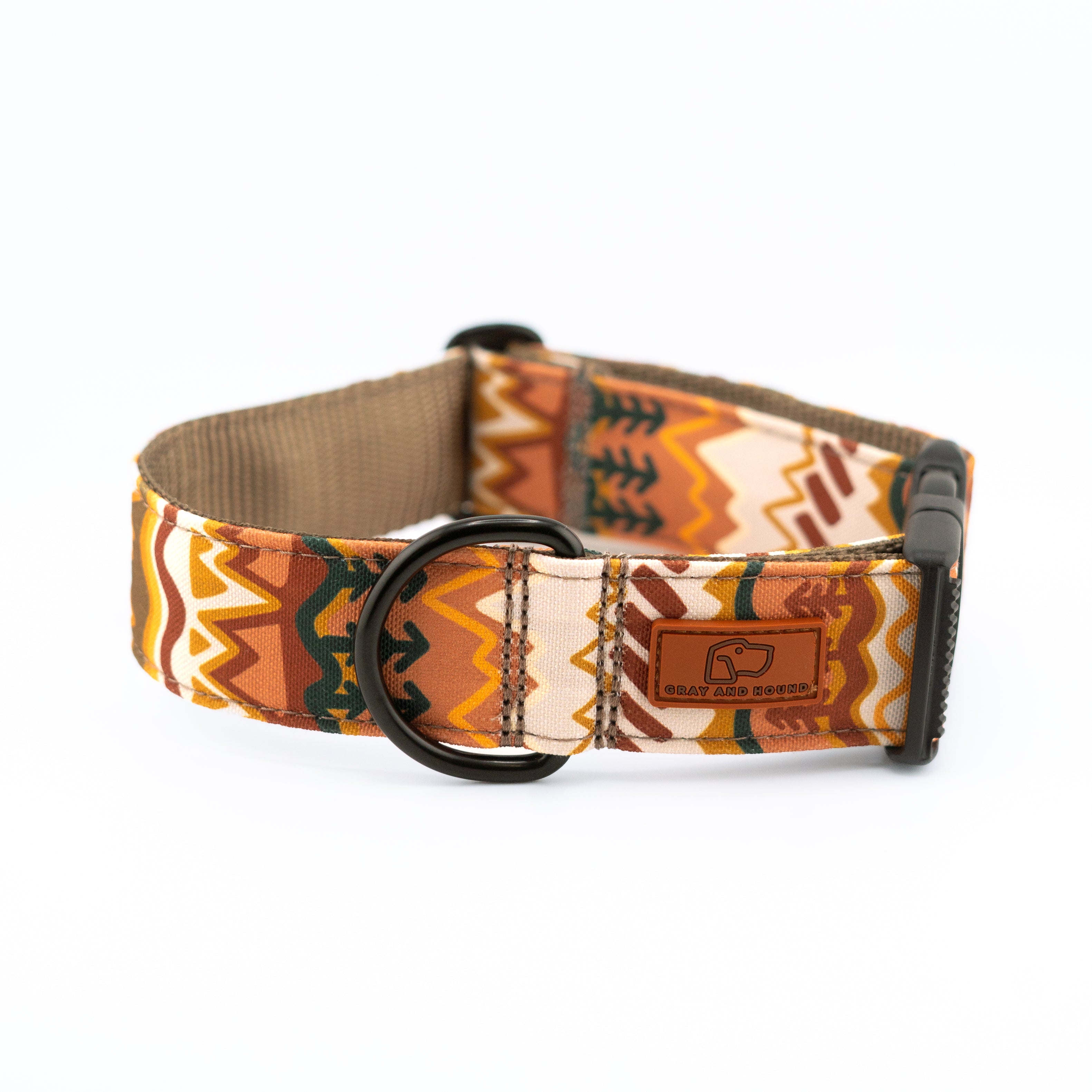 Elements in Brown Collar