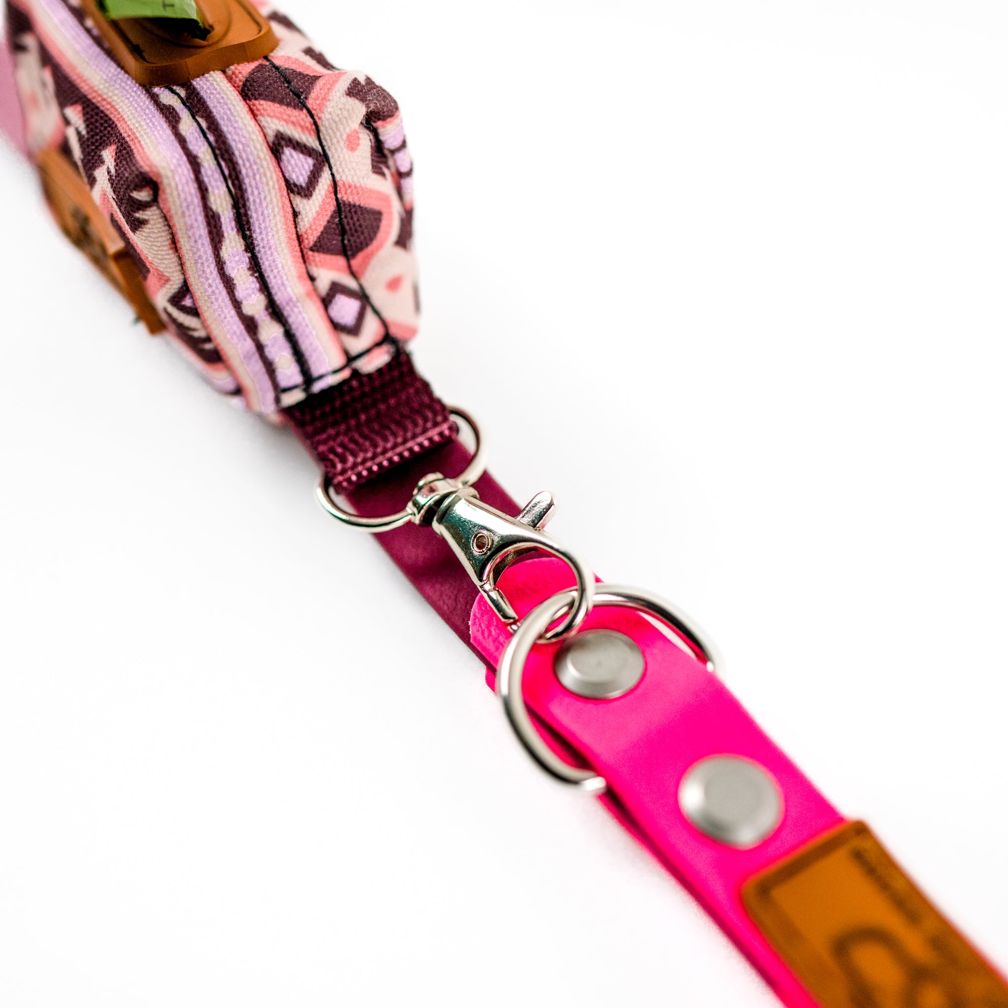 Huckleberry Geo - Hold on Tight Waste Bag Holder